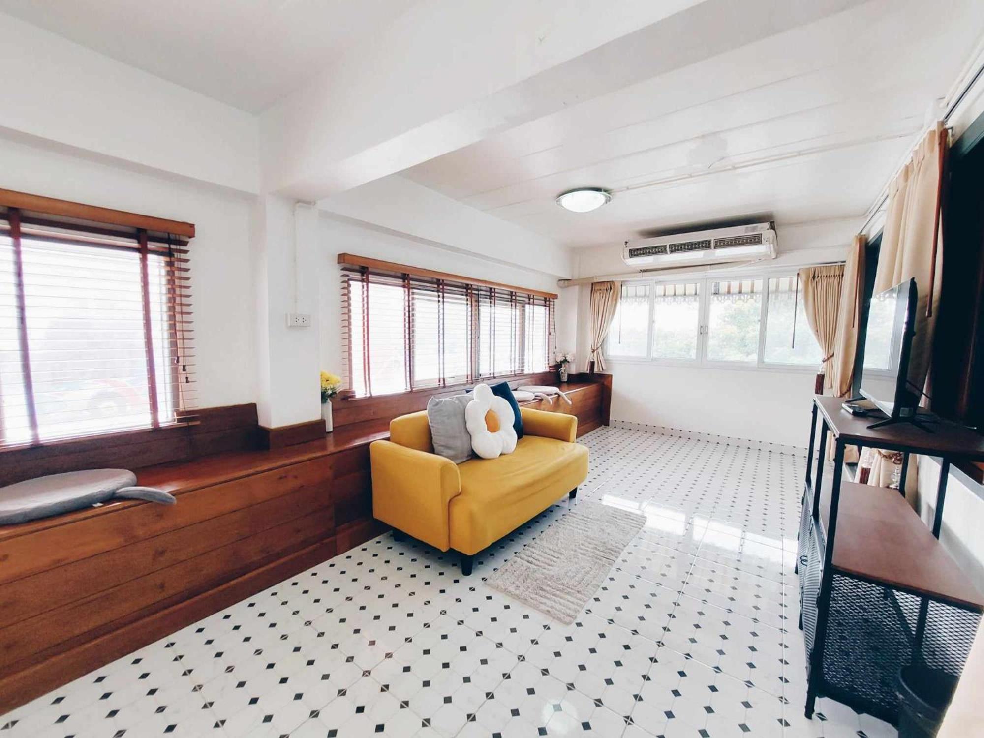 Albergue Hello Sunshine Phra Nakhon Si Ayutthaya Exterior foto