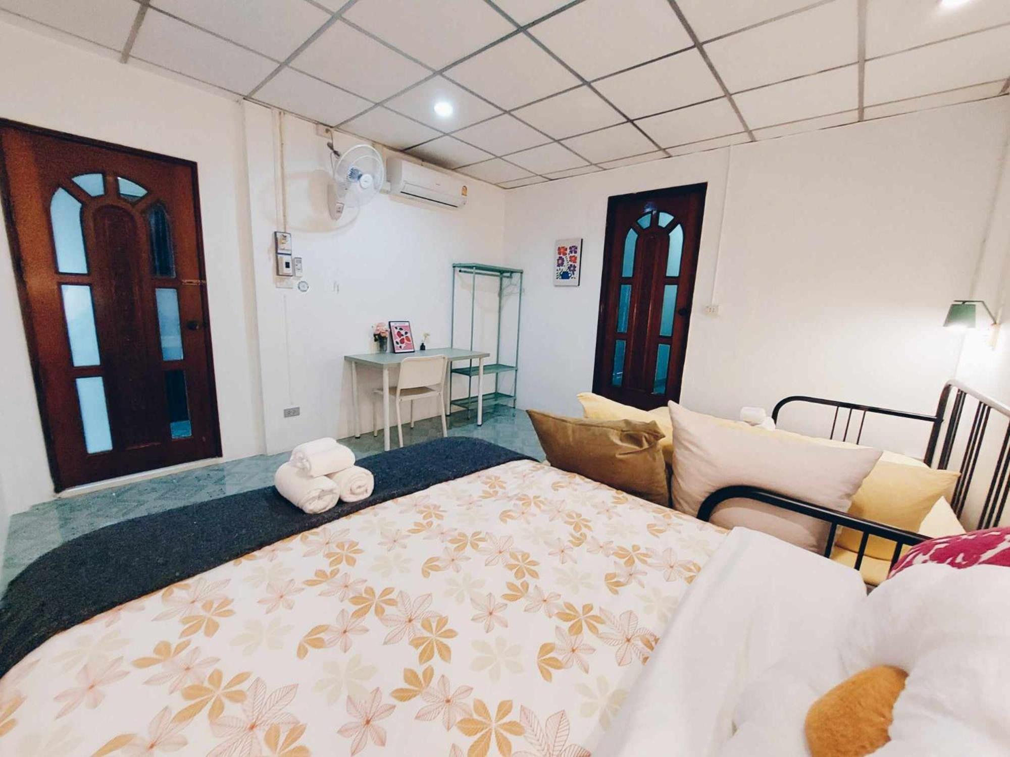 Albergue Hello Sunshine Phra Nakhon Si Ayutthaya Exterior foto