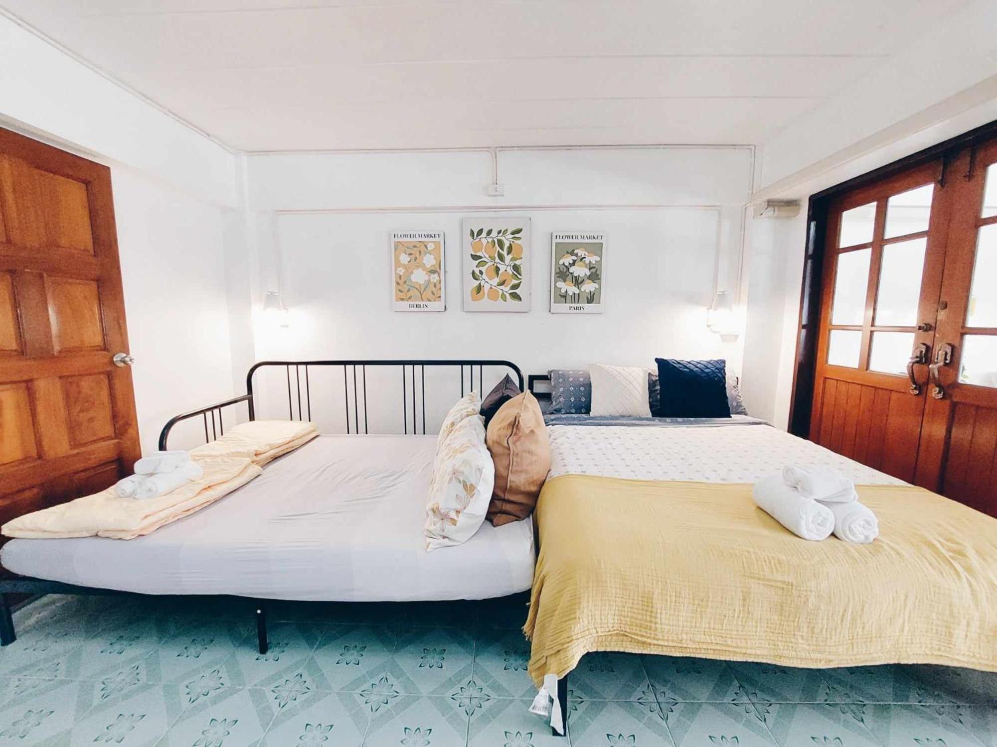 Albergue Hello Sunshine Phra Nakhon Si Ayutthaya Exterior foto