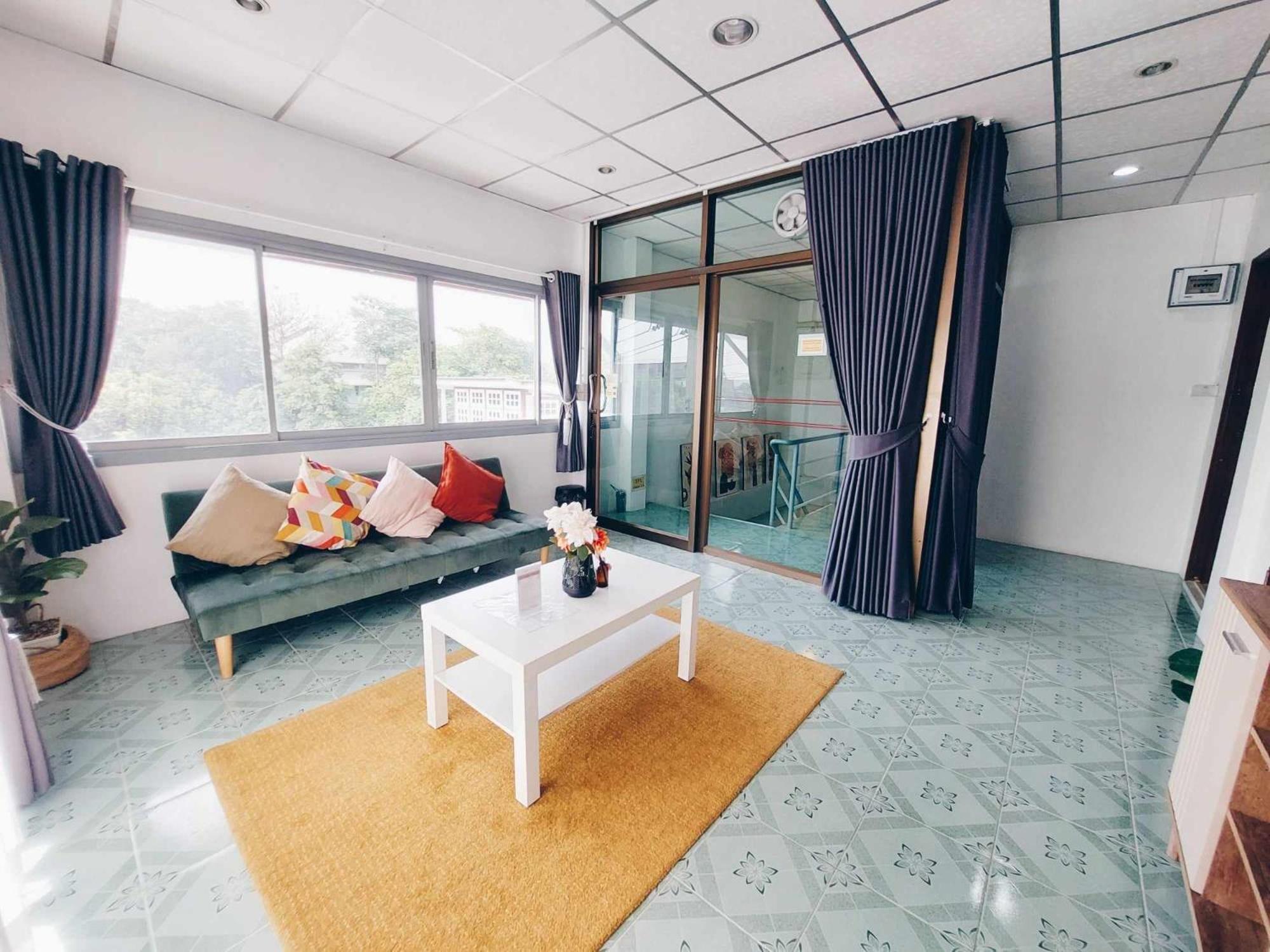 Albergue Hello Sunshine Phra Nakhon Si Ayutthaya Exterior foto