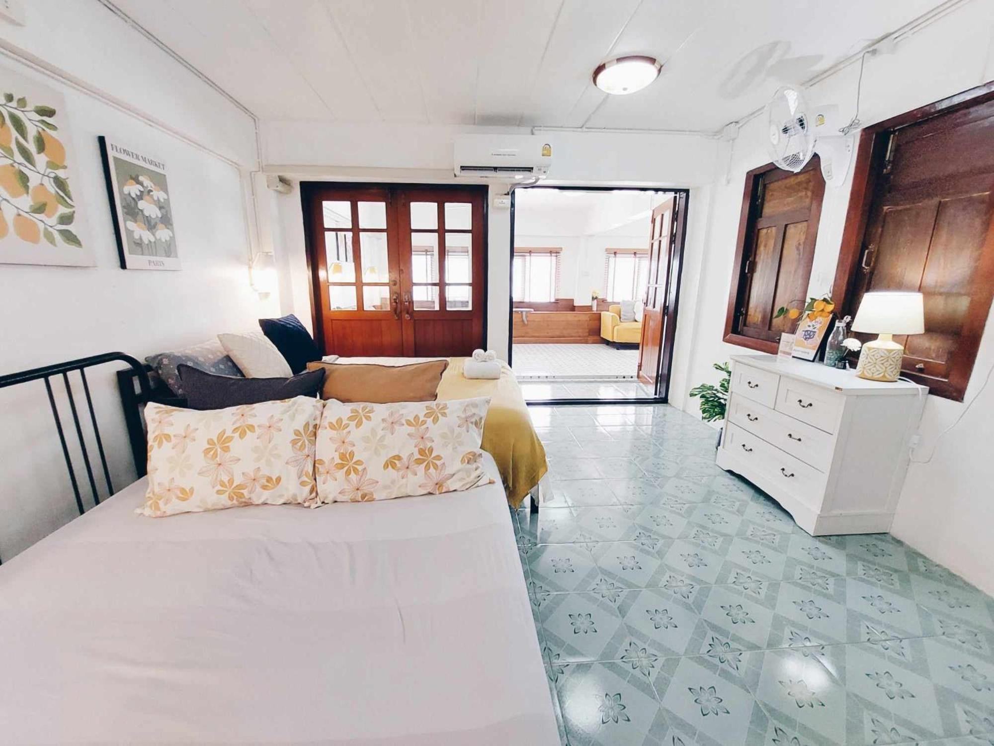 Albergue Hello Sunshine Phra Nakhon Si Ayutthaya Exterior foto