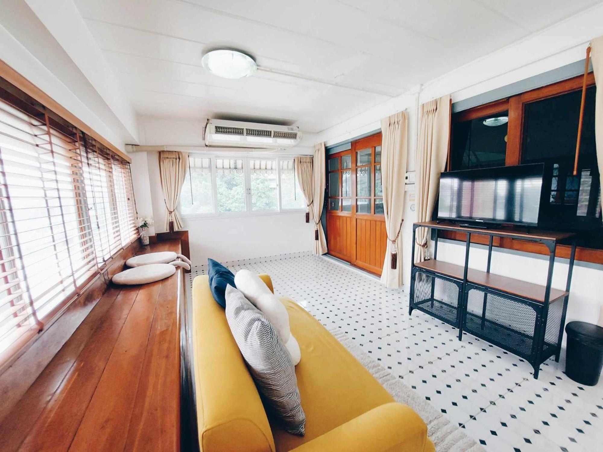 Albergue Hello Sunshine Phra Nakhon Si Ayutthaya Exterior foto