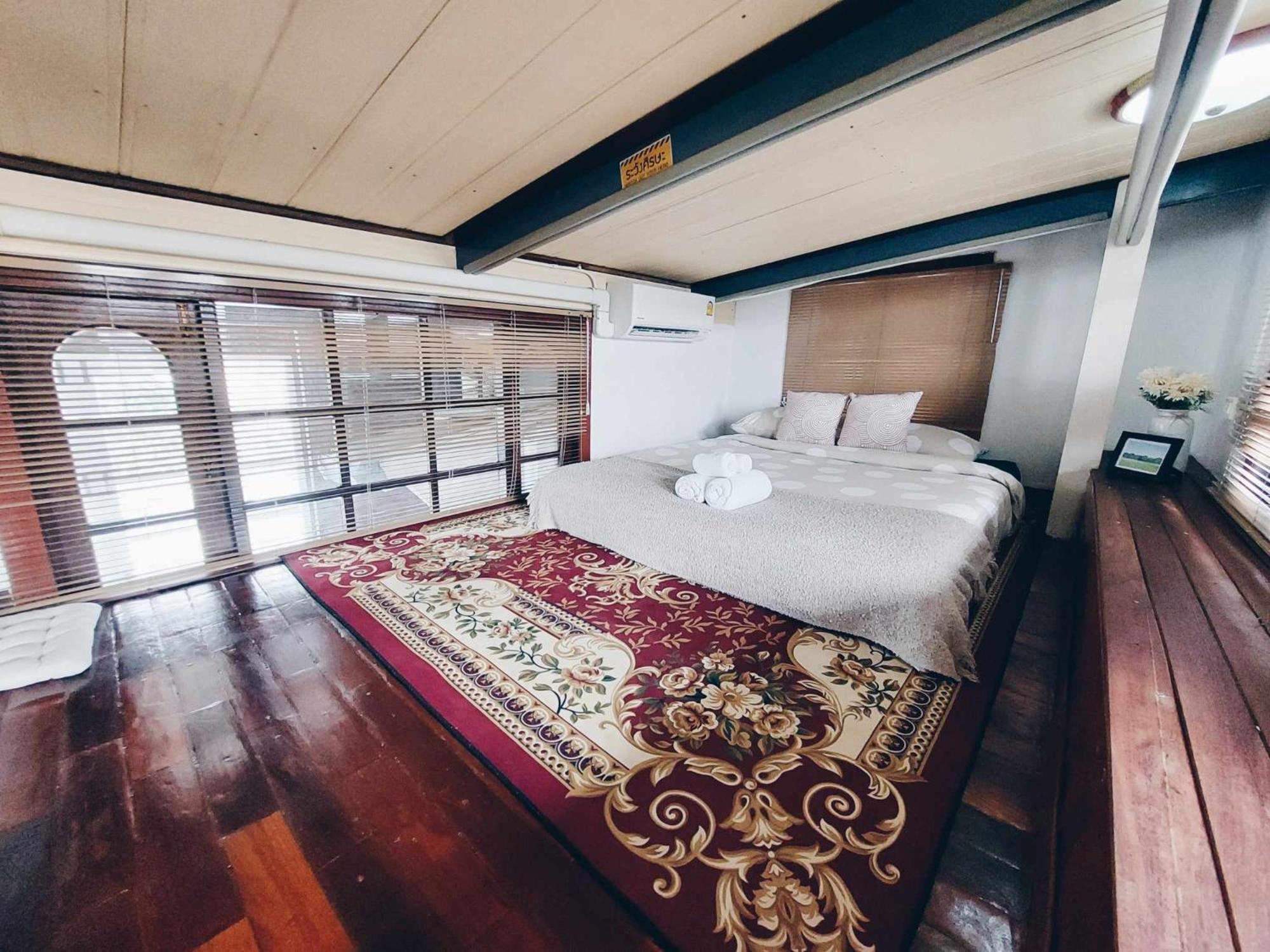 Albergue Hello Sunshine Phra Nakhon Si Ayutthaya Exterior foto