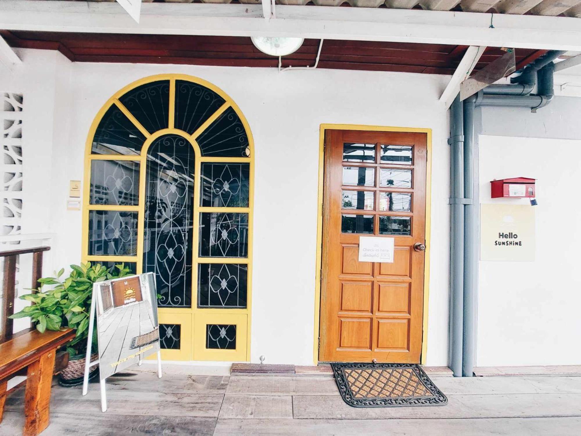 Albergue Hello Sunshine Phra Nakhon Si Ayutthaya Exterior foto