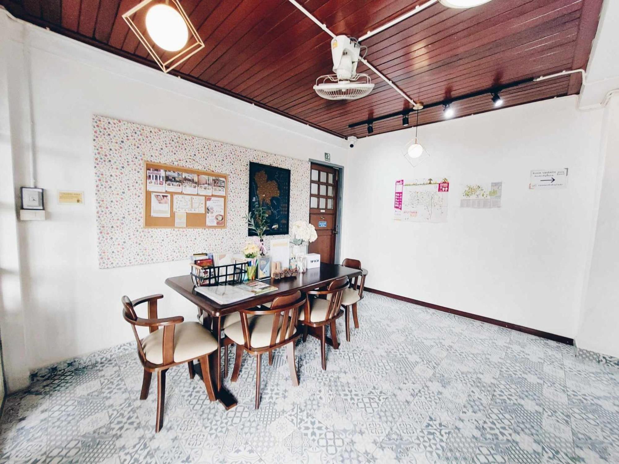 Albergue Hello Sunshine Phra Nakhon Si Ayutthaya Exterior foto