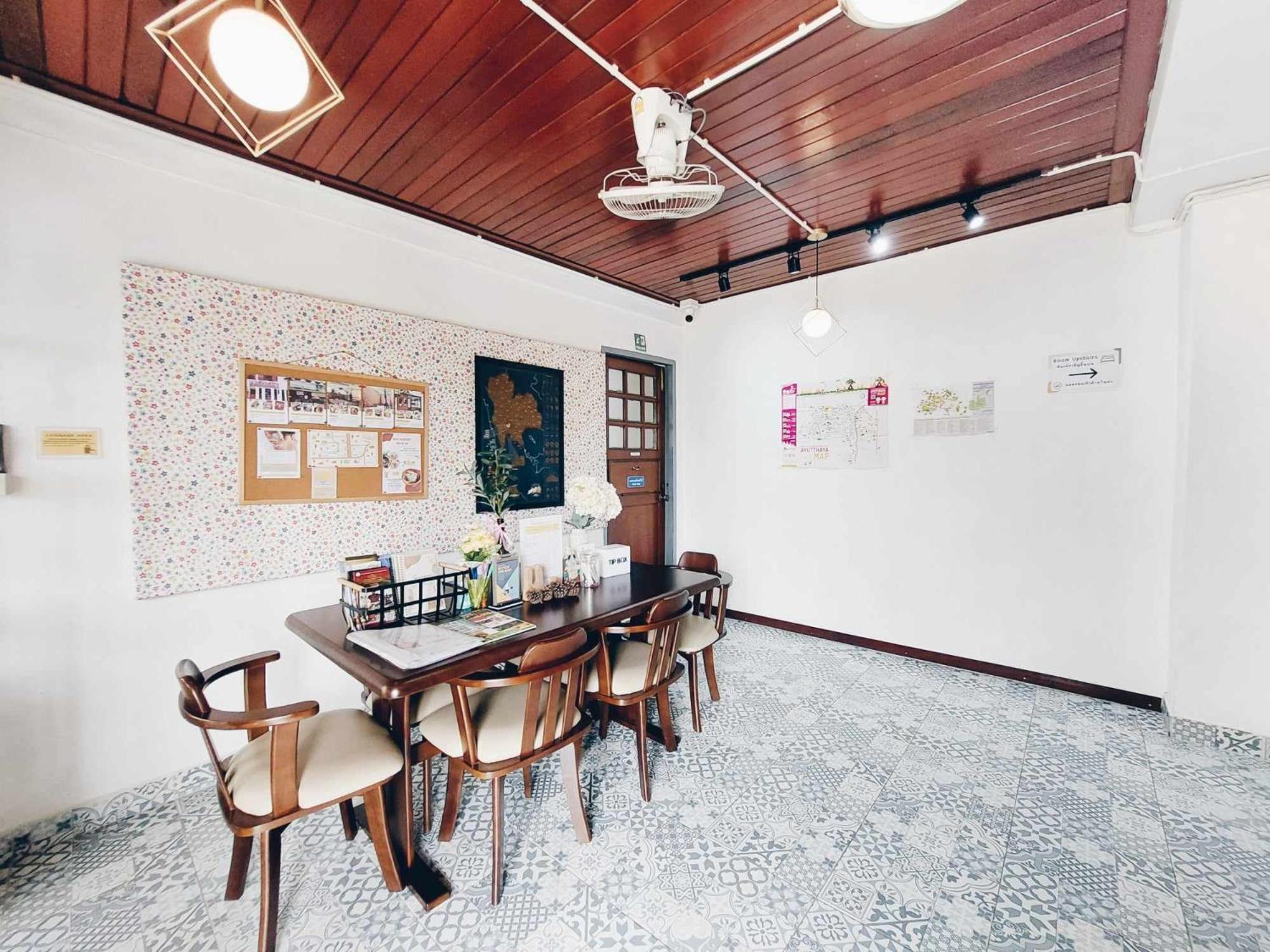 Albergue Hello Sunshine Phra Nakhon Si Ayutthaya Exterior foto