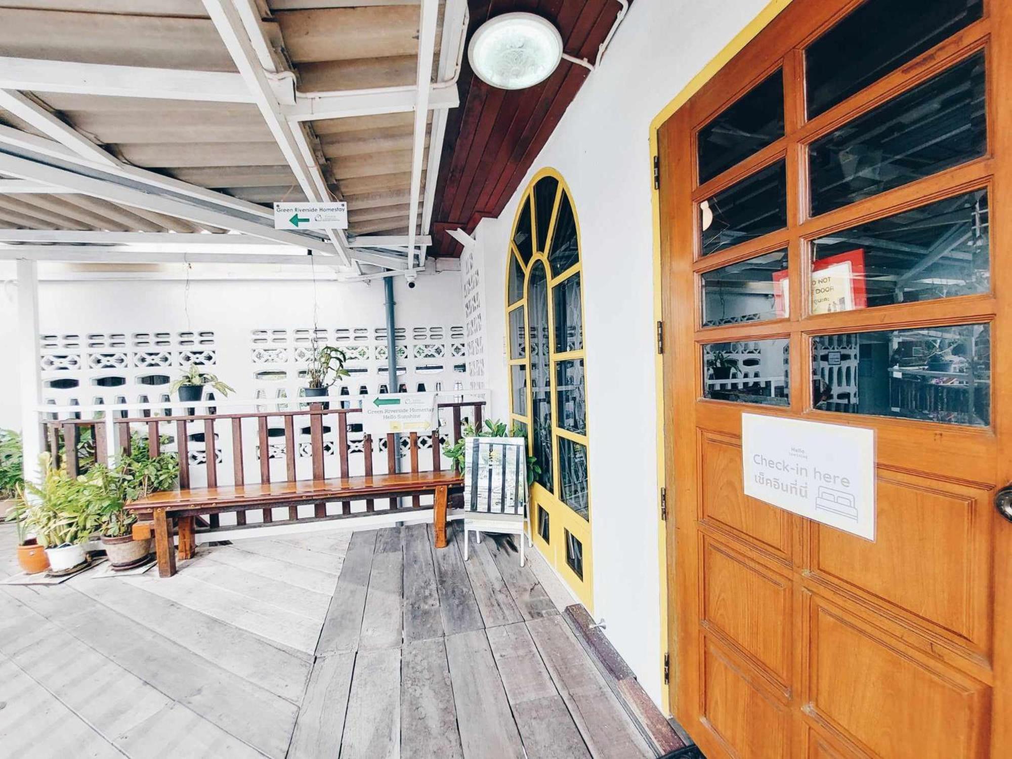 Albergue Hello Sunshine Phra Nakhon Si Ayutthaya Exterior foto